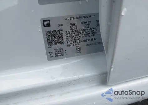 2024 Chevrolet Silverado 1500 2Wd Short Bed Custom z USA, uszkodzony, nr VIN 1GCPABEK8RZ115987